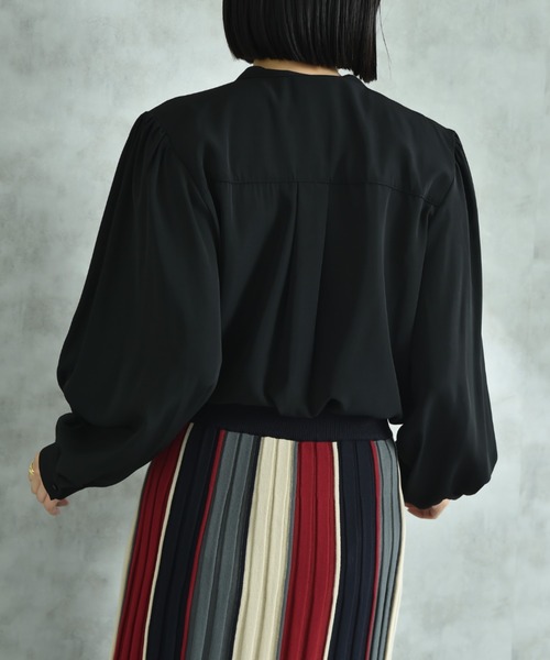 INTERPLANET（インタープラネット）の「デシン＊レース長袖シャツ（シャツ/ブラウス・レディース・オフホワイト/ブラック・FREE）」の6枚目の写真