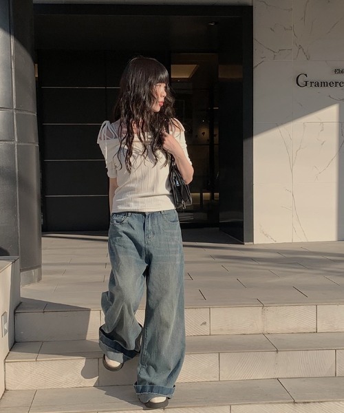 anyonemore（エニワンモア）の「オフショルダーリボン半袖リブTシャツ（Tシャツ/カットソー・レディース・アイボリー・FREE）」の6枚目の写真