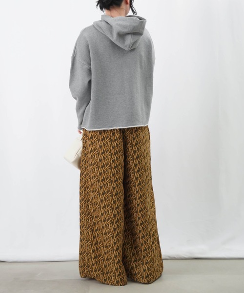 LUCA/LADY LUCK LUCA（ルカ/レディラックルカ）の「LC/LLL 裏毛パーカー / カットオフプルパーカー（パーカー・レディース・ブラック/ライトベージュ/グレー・FREE）」の22枚目の写真