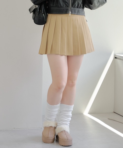 Remind me and forever（リマインドミーアンドフォーエバー）の「ムートンサボ（ブーツ・レディース・ライトベージュ/ブラック・MEDIUM/LARGE/X-LARGE/SMALL）」の4枚目の写真