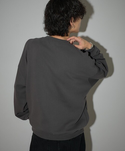 PUBLUX（パブリュクス）の「Bohemian Chop/ボヘミアンチョップ キャット グラフィック 相良刺しゅう 裏起毛 スウェット　限定展開（スウェット・レディース・チャコールグレー/ネイビー/アッシュグレー・L/S/M）」の15枚目の写真