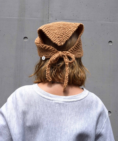 WEGO（ウィゴー）の「WEGO/ニットスカーフ　チャーム付き（バンダナ/スカーフ・レディース・ピンク/ブルー/アイボリー/キャメル/ブラック・FREE）」の16枚目の写真