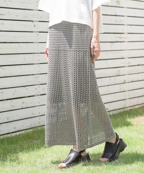 GLOBAL WORK(グローバルワーク)の「メッシュ編みラメIラインスカート/143961(スカート・レディース・シルバー/ブラック・FREE)」の7枚目の写真