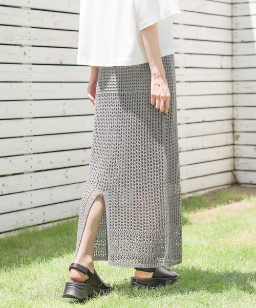 GLOBAL WORK(グローバルワーク)の「メッシュ編みラメIラインスカート/143961(スカート・レディース・シルバー/ブラック・FREE)」の8枚目の写真