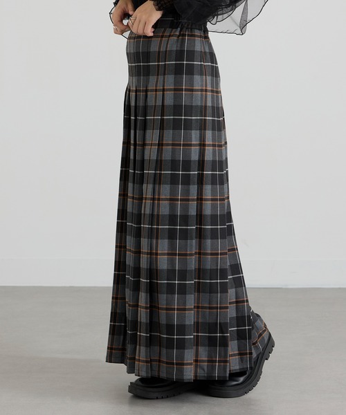 MAISON BREEZE reveur（メゾンブリーズレヴール）の「【MAISON BREEZE reveur】Tartan check pleated long skirt タータンチェック プリーツロングスカート XNN（スカート・レディース・グリーン/ブラウン/ネイビー/ブラック・FREE）」の20枚目の写真