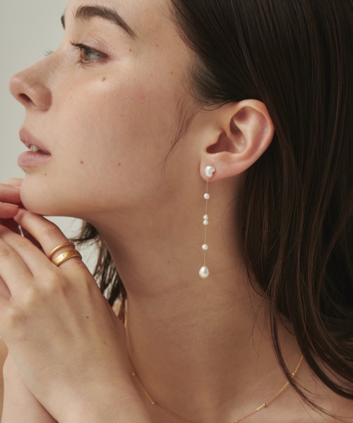 ciite'(シーテ)の「ドロップモチーフ ミニ淡水パールピアス (両耳用)(ピアス(両耳用)・レディース・ホワイト・FREE)」の5枚目の写真