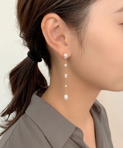 ciite'(シーテ)の「ドロップモチーフ ミニ淡水パールピアス (両耳用)(ピアス(両耳用)・レディース・ホワイト・FREE)」の9枚目の写真