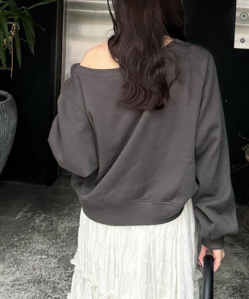 セール】【華奢見え】オフショルスウェット《新色追加/WEB限定》（T