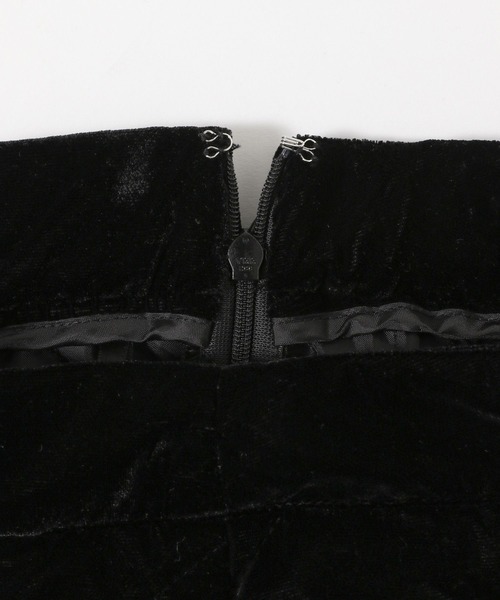 LOWRYS FARM（ローリーズファーム）の「ビジューベロアミニＳＫ 147609（スカート・レディース・グレー/ブラック系その他/ブラック・FREE）」の21枚目の写真