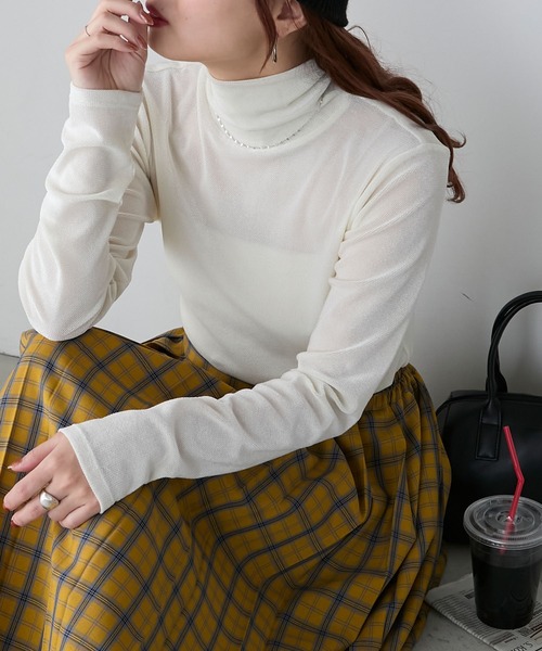 BONLECILL（ボンルシール）の「ベロアチュールハイネックプルオーバー（Tシャツ/カットソー・レディース・イエロー/チャコールグレー/オフホワイト/ブラック・FREE）」の15枚目の写真