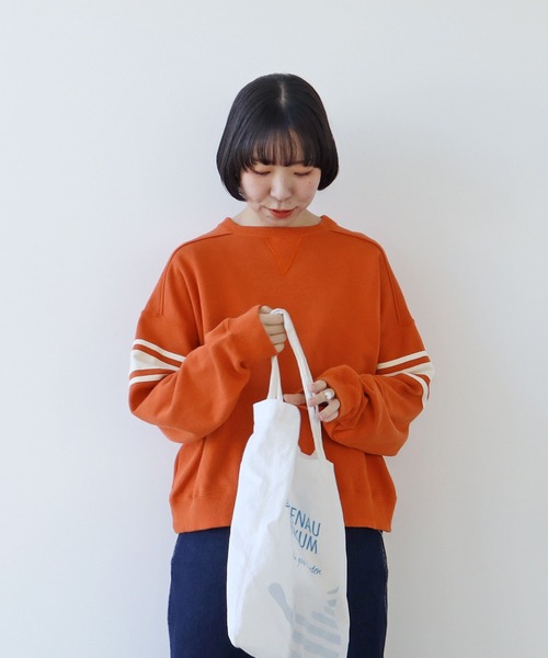 PAR ICI（パーリッシィ）の「アズマ裏毛 ラインスウェット（スウェット・レディース・オレンジ/ネイビー/オフホワイト・FREE）」の14枚目の写真