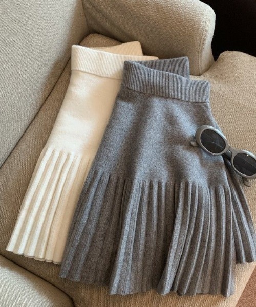 paravion（パラビオン）の「ニットプリーツスカート（スカート・レディース・グレー/ブラック/ホワイト・FREE）」の5枚目の写真
