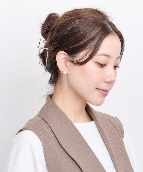 リボン型 ピアス フェミニンな耳元 ピンク ゴールド