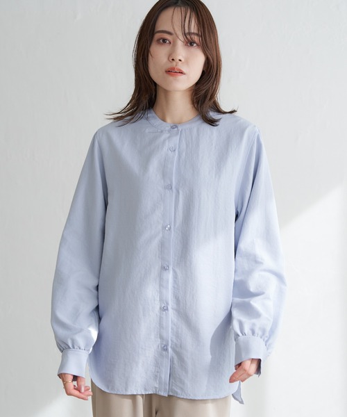 ikka(イッカ)の「前後2WAYバンドカラーシャツ(シャツ/ブラウス・レディース・グリーン/ブルー/オフホワイト/チャコールグレー・M/L/S)」の10枚目の写真