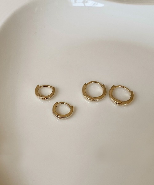 almo(アルモ)の「シンプルフープリングピアス/ペア(RO)(ピアス(両耳用)・メンズ・ゴールド/シルバー・SMALL/MEDIUM)」の6枚目の写真