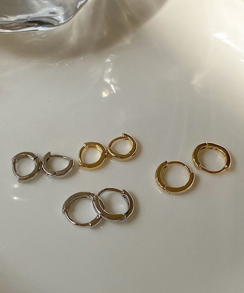 almo(アルモ)の「シンプルフープリングピアス/ペア(RO)(ピアス(両耳用)・メンズ・ゴールド/シルバー・SMALL/MEDIUM)」の7枚目の写真