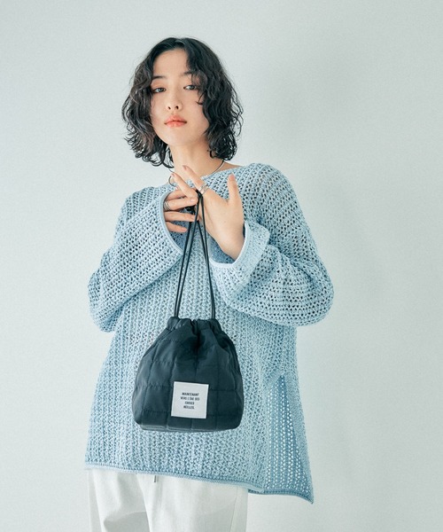 LEPSIM(レプシィム)の「キルティングミニ巾着 290388(ショルダーバッグ・レディース・ライトカーキ/ブラック/アイボリー/マルーン・ONE SIZE)」の3枚目の写真