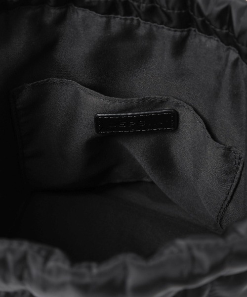 LEPSIM(レプシィム)の「キルティングミニ巾着 290388(ショルダーバッグ・レディース・ライトカーキ/ブラック/アイボリー/マルーン・ONE SIZE)」の20枚目の写真