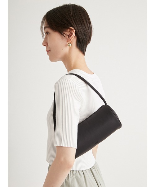 emmi（エミ）の「ナイロンチューブミニバッグ（ハンドバッグ・レディース・ブラック/ホワイト/レッド/ライトブルー・FREE）」の6枚目の写真