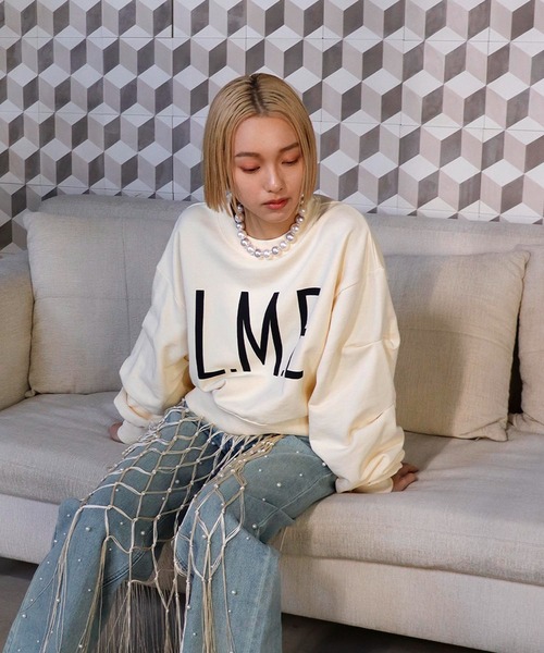 Three Four Time（ｽﾘｰﾌｫｰﾀｲﾑ）の「ロゴスウェット（スウェット・レディース・オフホワイト/チャコールグレー・FREE）」の4枚目の写真