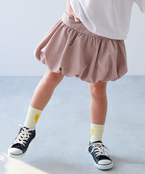 devirock(デビロック)の「水はじく 撥水 ナイロン バルーンギャザースカート(インパン付き)(スカート・キッズ・ライトグレー/ブラック/ピンク系3・100cm/110cm/120cm/130cm/140cm/150cm/160cm)」の3枚目の写真