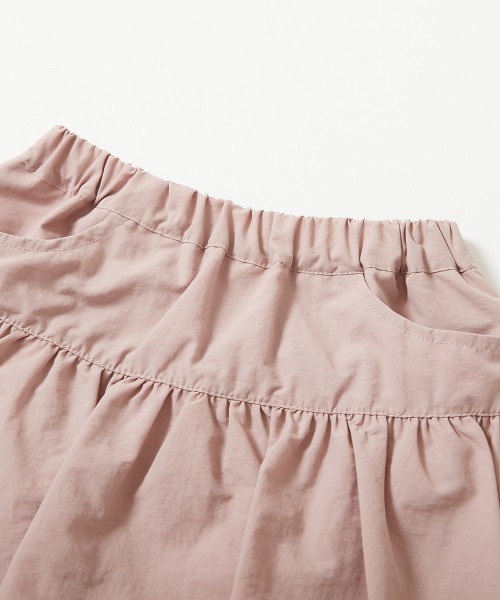 devirock(デビロック)の「水はじく 撥水 ナイロン バルーンギャザースカート(インパン付き)(スカート・キッズ・ライトグレー/ブラック/ピンク系3・100cm/110cm/120cm/130cm/140cm/150cm/160cm)」の9枚目の写真