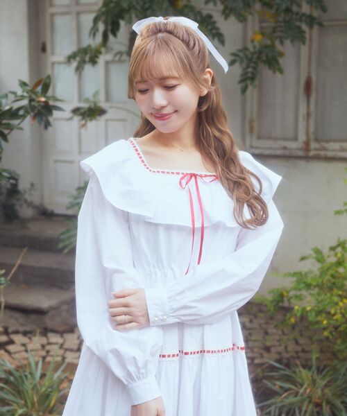 Areeam（アリーム）の「配色リボンティアードワンピース（ワンピース・レディース・グリーン系その他2/オフホワイト・FREE）」の4枚目の写真