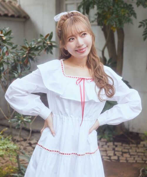 Areeam（アリーム）の「配色リボンティアードワンピース（ワンピース・レディース・グリーン系その他2/オフホワイト・FREE）」の5枚目の写真