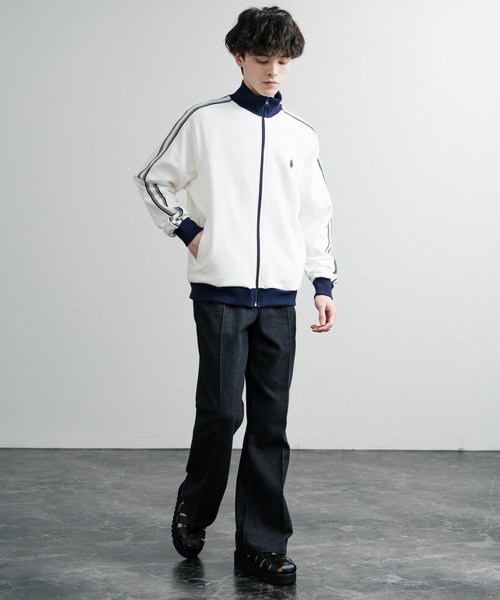U.S. POLO ASSN.(ユーエスポロアッスン)の「U.S. POLO ASSN. ユーエスポロアッスン 裏毛ワンポイントロゴ刺繍サイドラインテープトラックジャケット(その他アウター・メンズ・ブラック×グレー/ブラック/ライトベージュ/オートミール/オフホワイト/ネイビー・M/LL/L)」の7枚目の写真