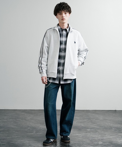 U.S. POLO ASSN.(ユーエスポロアッスン)の「U.S. POLO ASSN. ユーエスポロアッスン 裏毛ワンポイントロゴ刺繍サイドラインテープトラックジャケット(その他アウター・メンズ・ブラック×グレー/ブラック/ライトベージュ/オートミール/オフホワイト/ネイビー・M/LL/L)」の18枚目の写真