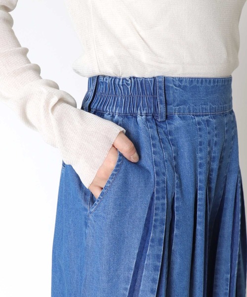 Three Four Time（ｽﾘｰﾌｫｰﾀｲﾑ）の「テンセルデニムプリーツタックワイドパンツ（その他パンツ・レディース・ブルー・FREE）」の10枚目の写真