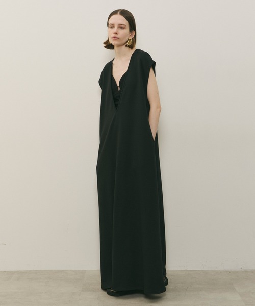 LA BELLE ETUDE（ラベルエチュード）の「2wayフレンチスリーブlong ワンピース（ワンピース・レディース・パープル/ブラック/ブルー・0/1）」の18枚目の写真