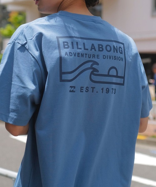 BILLABONG（ビラボン）の「BILLABONG メンズ 【A/DIV.】 ADIV LOGO Tシャツ 【2025年春夏モデル】/ビラボンバックプリント半袖Tシャツ（Tシャツ/カットソー・メンズ・ホワイト/ブルー系その他/ベージュ/ブラック・SMALL/MEDIUM/LARGE/X-LARGE）」の4枚目の写真