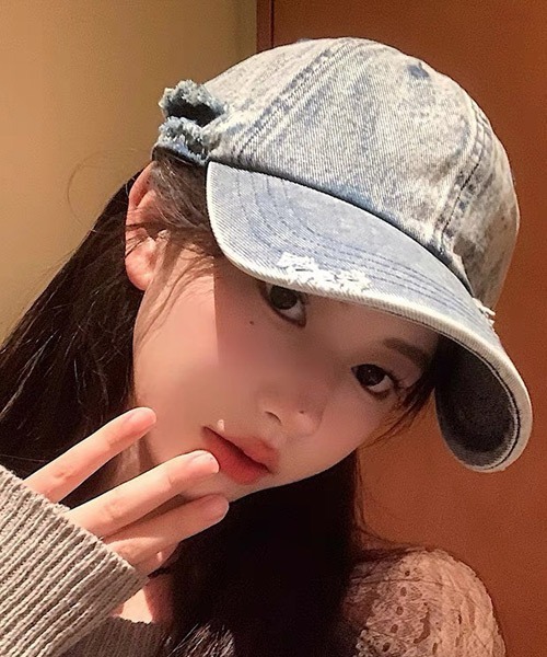 Ressaca(レサーカ)の「ワンポイント刺繍ロゴダメージ加工デニムベースボールキャップ(キャップ・メンズ・インディゴブルー/ブルー/ブラック・FREE)」の6枚目の写真