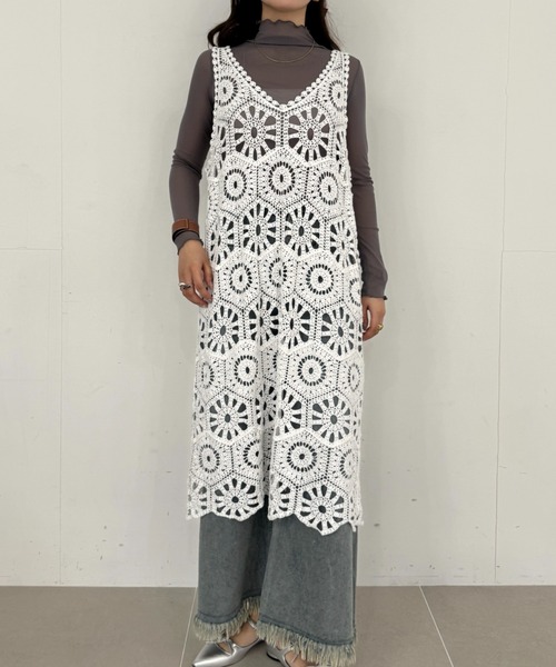 efill(エフィル)の「花柄 刺繍 のレース ワンピース(ワンピース・レディース・ホワイト・FREE)」の10枚目の写真