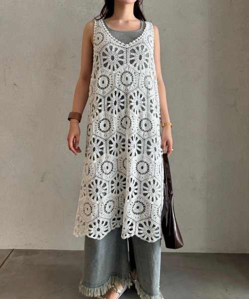 efill(エフィル)の「花柄 刺繍 のレース ワンピース(ワンピース・レディース・ホワイト・FREE)」の2枚目の写真