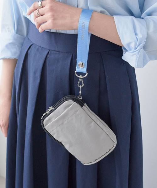 cross marche（クロスマルシェ）の「【TRIP.INN】6ポケットふかふかスマホマルチショルダーバッグ（ショルダーバッグ・レディース・ベージュ/ブラック/グレー/その他2/その他1/レオパード・FREE）」の14枚目の写真