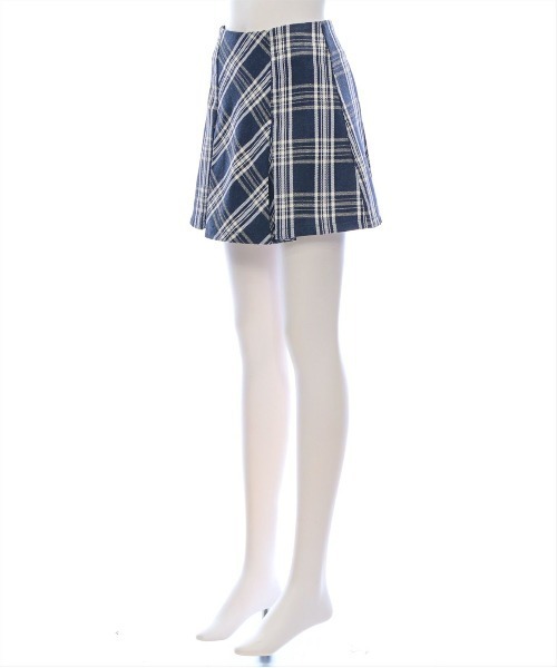 clear（クリア）の「ボックスプリーツチェックミニスカート[スタイルアップ ガーリー 韓国ファッション]≪SS新作≫（スカート・レディース・ブラック/ネイビー・M/S）」の5枚目の写真