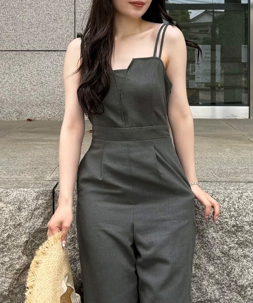 JUNOAH（ジュノア）の「リネン混ショルダーリボンデザインオールインワン（つなぎ/オールインワン・レディース・アイボリー/チャコール/ブラック・LARGE/MEDIUM/SMALL）」の7枚目の写真