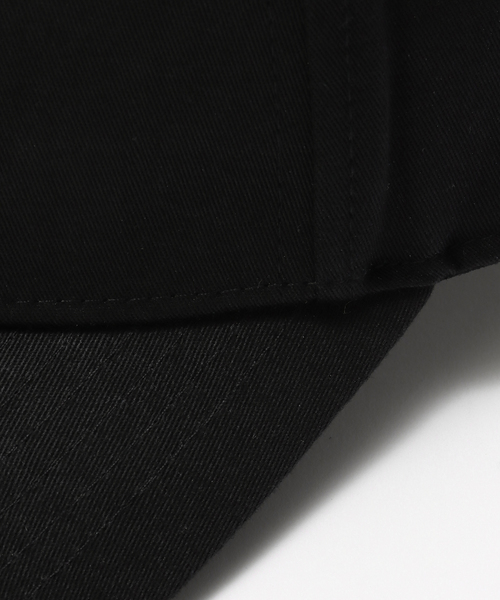 C.P. COMPANY(シーピーカンパニー)の「C.P. COMPANY(シーピーカンパニー) GABARDINE LOGO CAP 18CMAC282A(キャップ・メンズ・ブラック・FREE)」の4枚目の写真