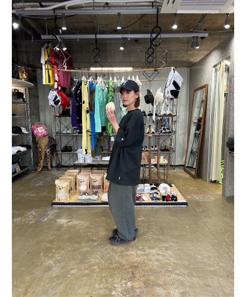 tシャツ 「EVCON」イブコン EVCON x FRIDGE WIDE S/S TEE レディース メンズ EVCON】イブコン EVCON x FRIDGE WIDE S/S TEE（Tシャツ