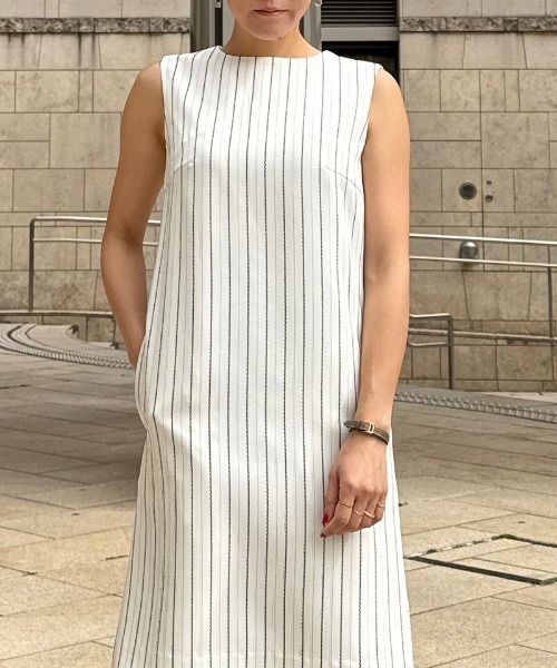 JENNE(ジェンヌ)の「ピンストライプワンピース(ワンピース・レディース・ブラック/ホワイト・SMALL/MEDIUM/LARGE)」の16枚目の写真