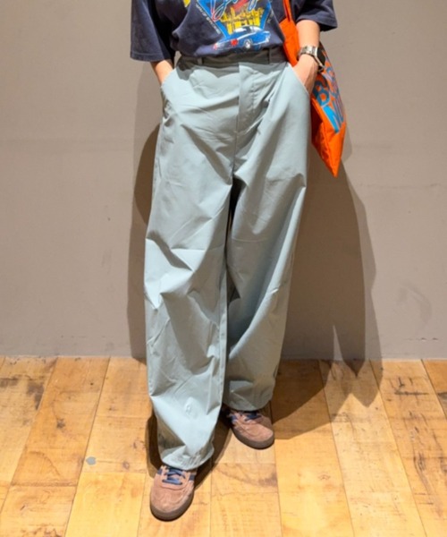 RODEO CROWNS WIDE BOWL（ロデオクラウンズワイドボウル）の「WIDE FRASCO パンツ（その他パンツ・レディース・ブラック/グレー/カーキ/ミント・FREE）」の4枚目の写真