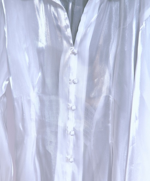 Ezick（エジック）の「Waist　tuck　design　光沢シアーシャツ（シャツ/ブラウス・レディース・オフホワイト/ブラック・FREE）」の7枚目の写真