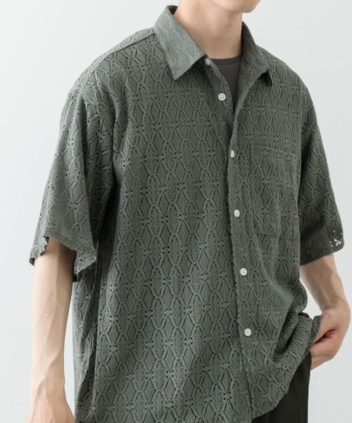 ITEMS URBANRESEARCH（アイテムズ アーバンリサーチ）の「レギュラーカラーレース半袖シャツ（シャツ/ブラウス・メンズ・オフホワイト/ブラック/グリーン系その他・MEDIUM/LARGE）」の10枚目の写真