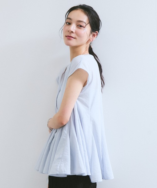 VIS（ビス）の「【防シワ/洗える】スキッパーフレアブラウス（シャツ/ブラウス・レディース・ブラック/レッド系その他/ホワイト/サックスブルー・FREE）」の22枚目の写真