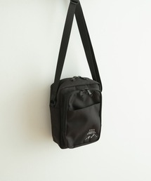 URBAN RESEARCH DOORS | URD 撥水VERTICAL SHOULDER(ショルダーバッグ)