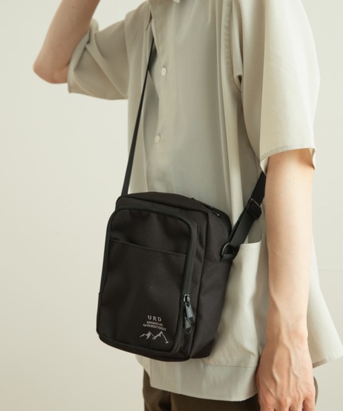 セール】URD 撥水VERTICAL SHOULDER（ショルダーバッグ）｜URBAN