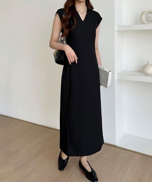 ニットワンピース Vネック スリム 袖スリット 上品 フレンチ セール】洗練された美シルエット フレンチスリーブワンピース V