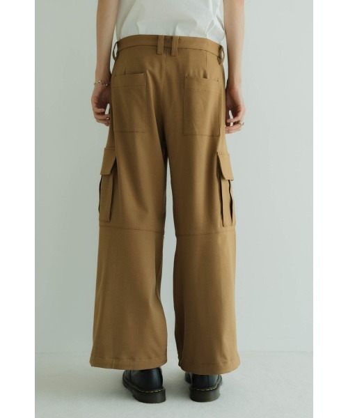 Knuth Marf（クヌースマーフ）の「two tuck cargo pants（その他パンツ・メンズ・キャメル/ブラック・FREE）」の4枚目の写真